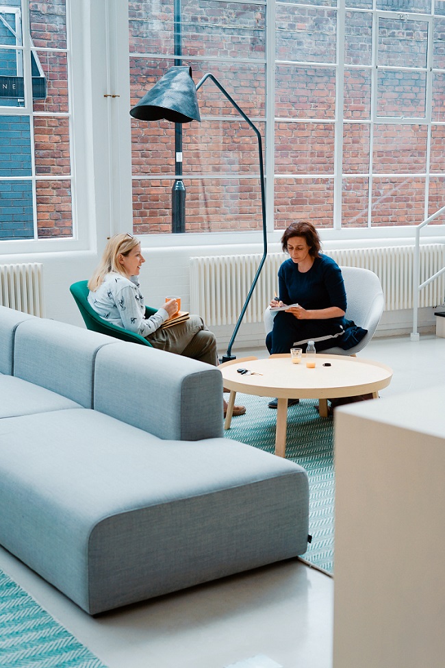 Ergonomic Modular Office Furniture's Advantages for Pune Workspaces